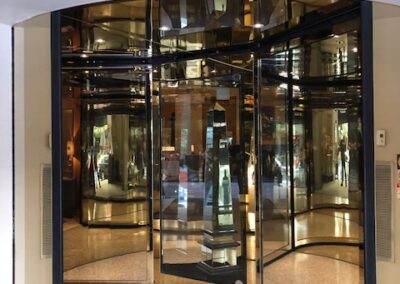 revolving door for mall